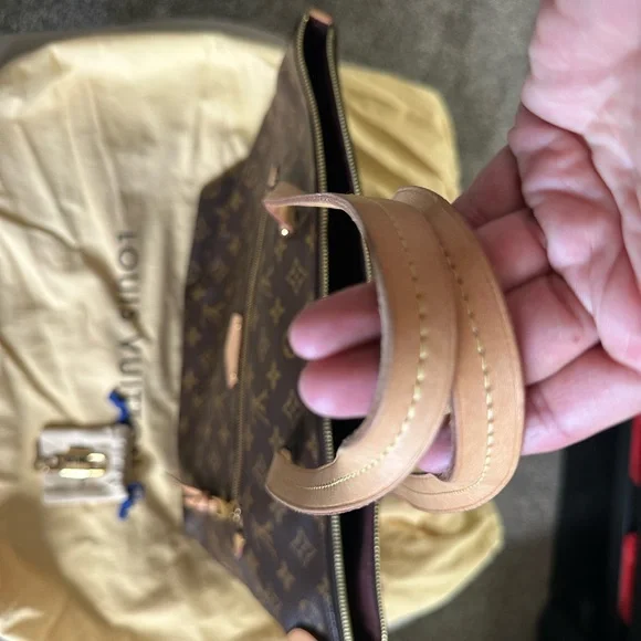 Louis Vuittton Iena MM - Picture 4 of 6